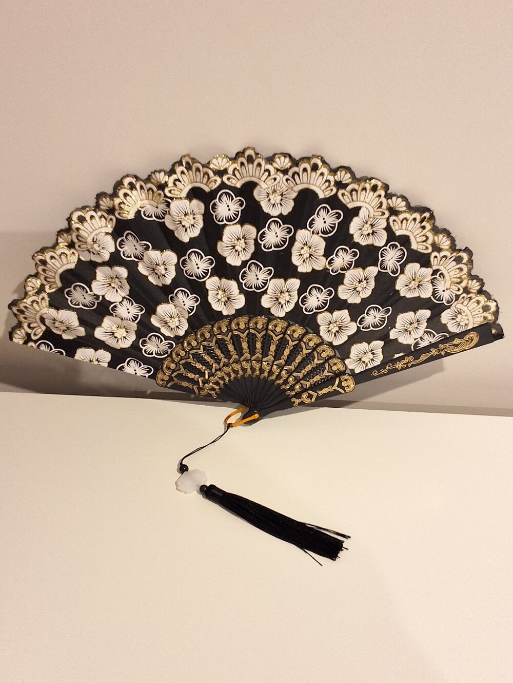 Black Floral Folding Hand Fan White Flower Print Gold Accents W/Tassel, NEW